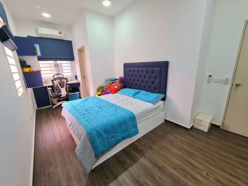 2-storey Terraced House for Sale in Bandar Rimbayu (Telok Panglima Garang) - Muhd Ajwad - Bedroom - PropertyGuru.com.my