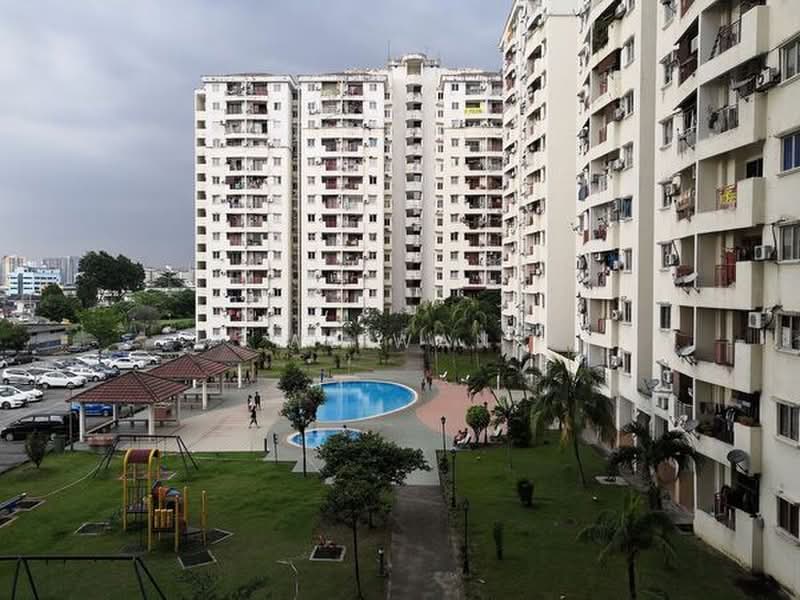 Pangsapuri untuk Dijual di Pandan Court - WL Wan - Exterior - PropertyGuru.com.my