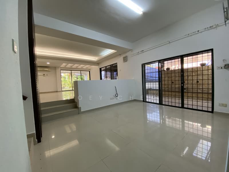 Semi-Detached House for Sale in Petaling Jaya (Selangor) - Joey Chea - Living Room - PropertyGuru.com.my
