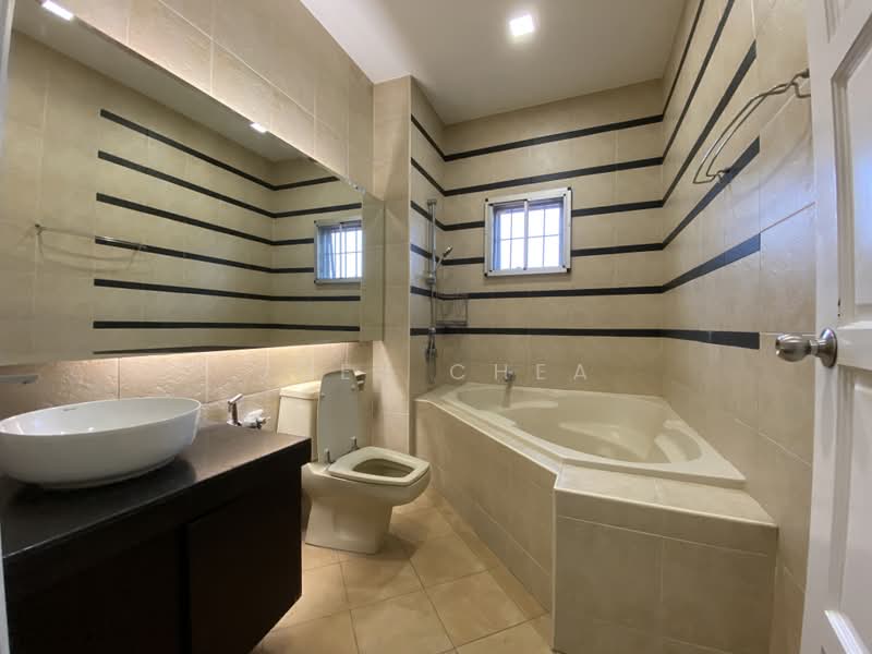 Semi-Detached House for Sale in Petaling Jaya (Selangor) - Joey Chea - Bathroom - PropertyGuru.com.my