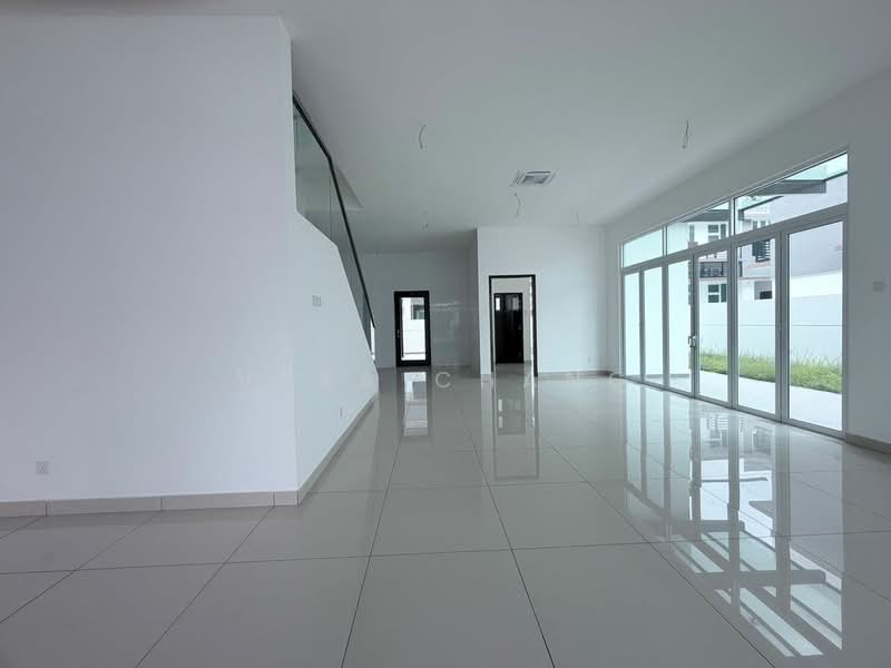 Rumah Berkembar untuk Dijual di Taman Ponderosa (Johor Bahru) - Vera Chang - Living Room - PropertyGuru.com.my