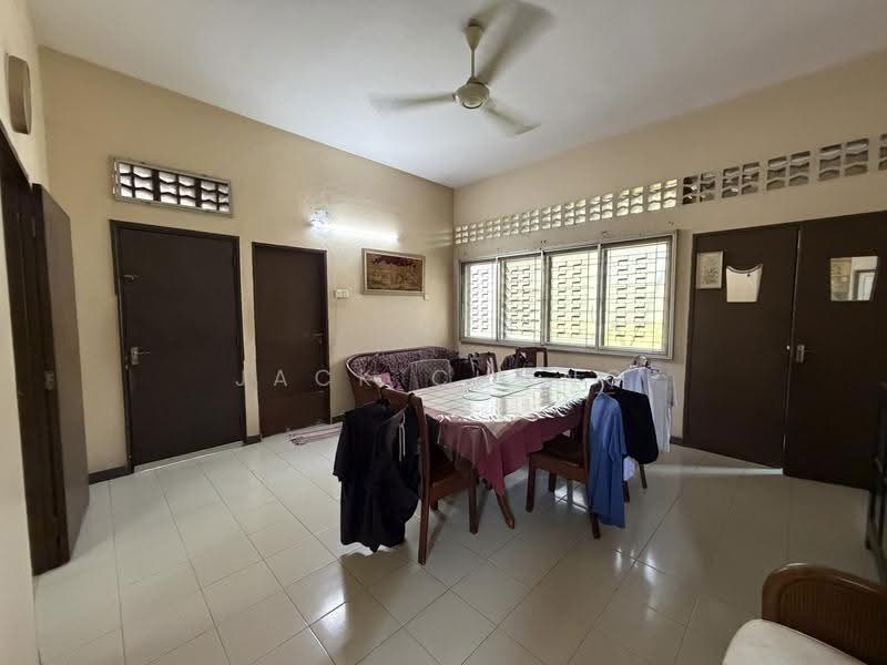 Bungalow House for Sale in Seksyen 11 (Petaling Jaya) - Jack Chong - Dining Room - PropertyGuru.com.my