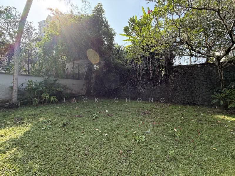 Bungalow House for Sale in Seksyen 11 (Petaling Jaya) - Jack Chong - Garden - PropertyGuru.com.my