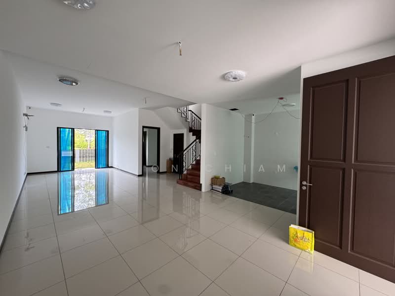 2-storey Terraced House for Sale in Cyberjaya (Selangor) - Jason Chiam - Living Room - PropertyGuru.com.my