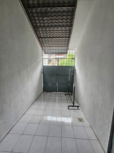 1.5-storey Terraced House for Sale in Seksyen 28, Taman Alam Megah (Shah Alam) - Grace Lim - PropertyGuru.com.my