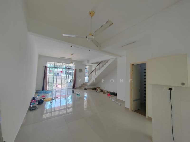 Rumah Teres 2 Tingkat untuk Disewa di Ampang Saujana (Ampang) - Tony Leong - Living Room - PropertyGuru.com.my