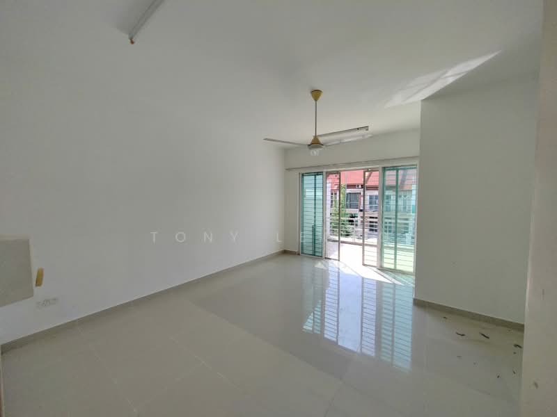 Rumah Teres 2 Tingkat untuk Disewa di Ampang Saujana (Ampang) - Tony Leong - Living Room - PropertyGuru.com.my
