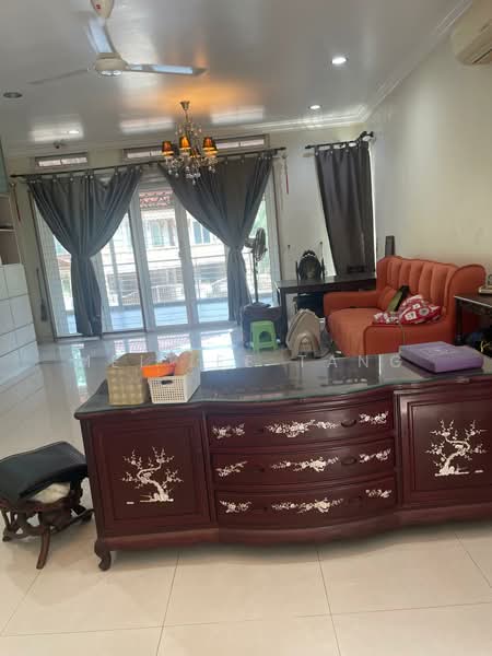 Rumah Berkembar untuk Dijual di Kota Damansara (Selangor) - Mei Lee Tang - Living Room - PropertyGuru.com.my