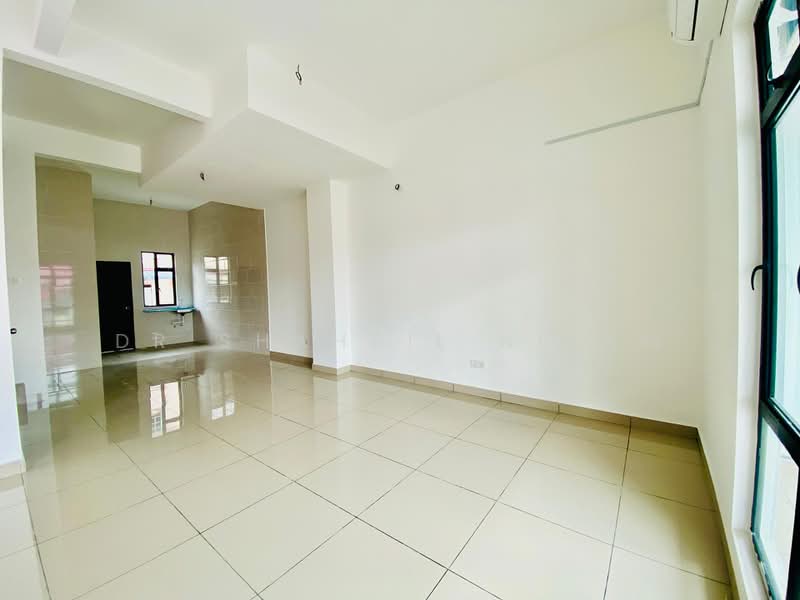 Rumah Teres 2 Tingkat untuk Dijual di Meru (Klang) - Dr Shahril Nizam - Living Room - PropertyGuru.com.my