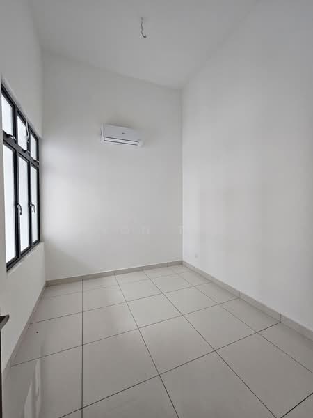 Rumah Teres 2 Tingkat untuk Disewa di Taman Molek (Johor Bahru) - Ryon Teh - PropertyGuru.com.my