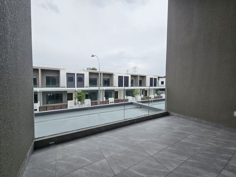 Rumah Teres 2 Tingkat untuk Disewa di Taman Molek (Johor Bahru) - Ryon Teh - PropertyGuru.com.my