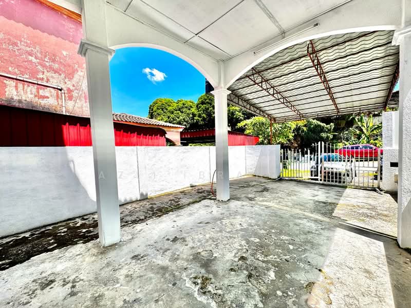 Rumah Teres 2 Tingkat untuk Dijual di Taman Bukit Kajang Baru (Kajang) - Azli Ibrahim - Exterior - PropertyGuru.com.my