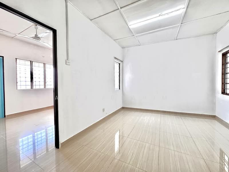 Rumah Teres 2 Tingkat untuk Dijual di Taman Bukit Kajang Baru (Kajang) - Azli Ibrahim - Interior - PropertyGuru.com.my