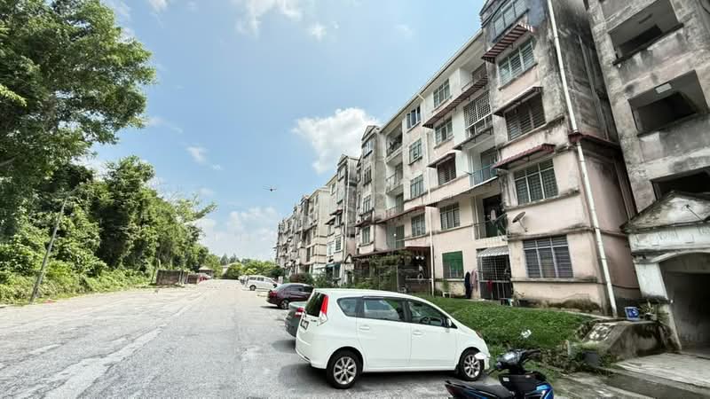 Pangsapuri untuk Disewa di Melor - Vincent Tan - Exterior - PropertyGuru.com.my