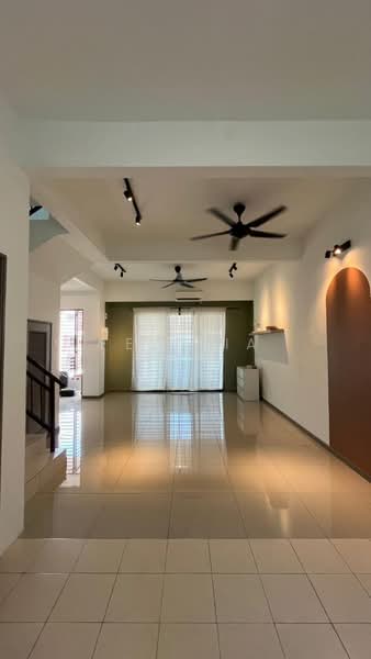 2-storey Terraced House for Sale in Taman Saujana KLIA (Sepang) - Felicia Low - Living Room - PropertyGuru.com.my
