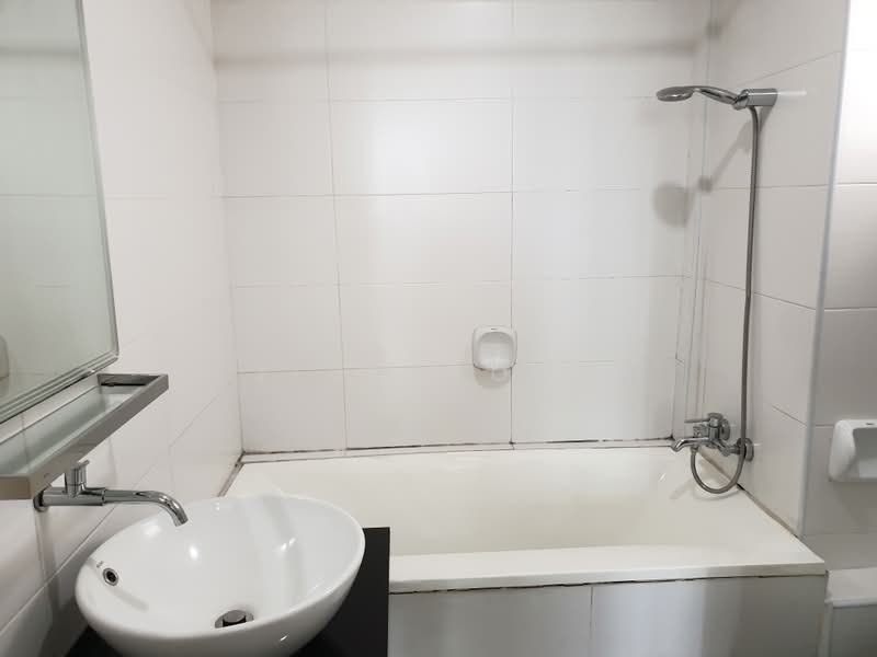 Kondominium untuk Disewa di Subang Parkhomes - Jimmy Ong - Bathroom - PropertyGuru.com.my