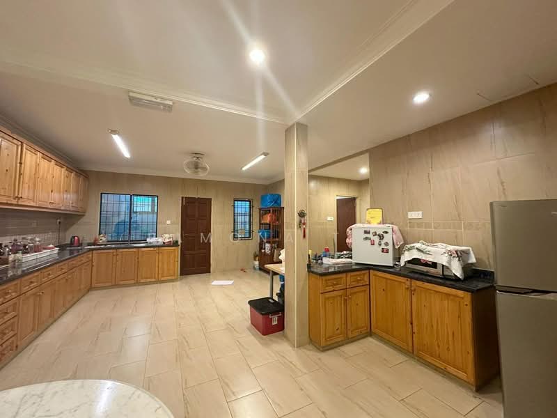 Semi-Detached House for Sale in Bukit Beruang (Bukit Baru) - Ramona Tan - Kitchen - PropertyGuru.com.my