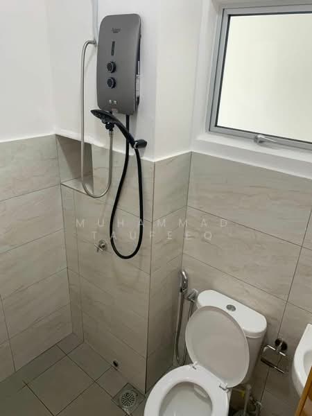 Townhouse for Rent in Seremban (Negeri Sembilan) - Muhammad Taufeeq - Bathroom - PropertyGuru.com.my
