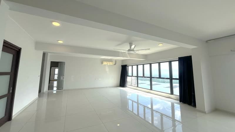 Condominium for Sale at Royal Strand @ Country Garden Danga Bay - Kelvin Chee - Living Room - PropertyGuru.com.my