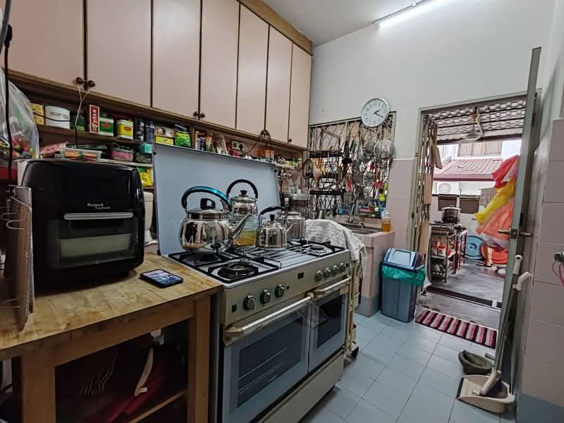 2-storey Terraced House for Sale in SS23 (Petaling Jaya) - Mike Yap - Kitchen - PropertyGuru.com.my