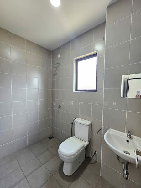 Rumah Teres 2 Tingkat untuk Disewa di Iskandar Puteri (Nusajaya) (Johor) - Kim Yeng Loh - Bathroom - PropertyGuru.com.my