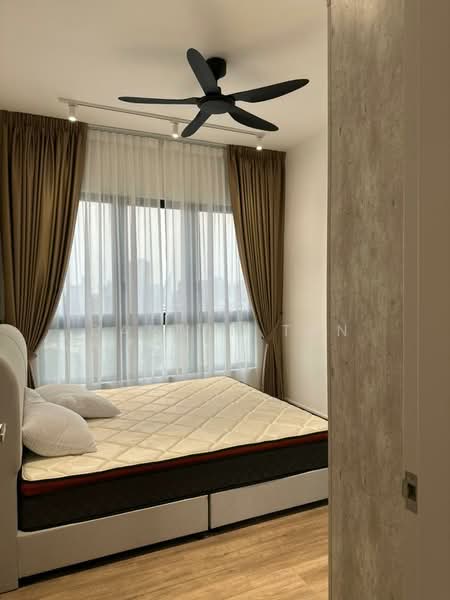 Servis Apartment untuk Disewa di Sunway Belfield - Darwin Tan - Bedroom - PropertyGuru.com.my