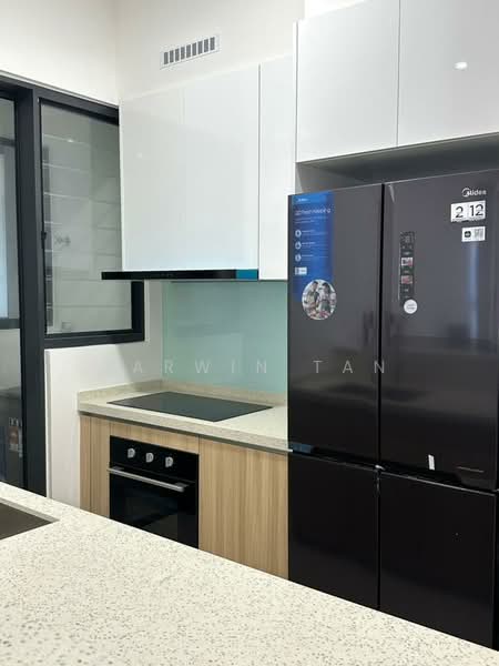 Servis Apartment untuk Disewa di Sunway Belfield - Darwin Tan - Kitchen - PropertyGuru.com.my