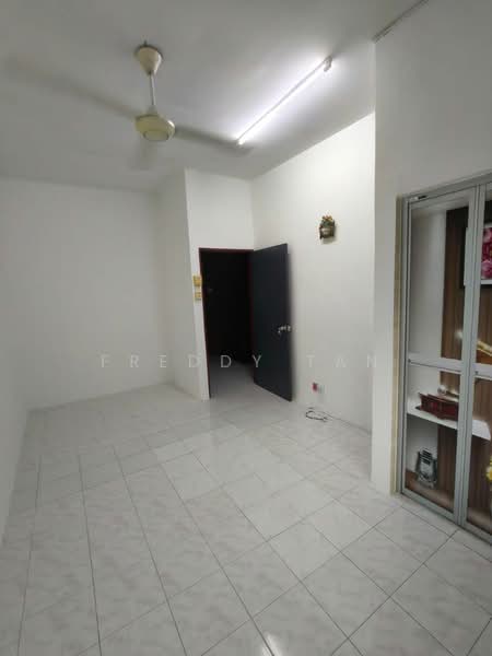 Rumah Teres 2 Tingkat untuk Disewa di Batu Maung (Penang) - Freddy Tan - Interior - PropertyGuru.com.my