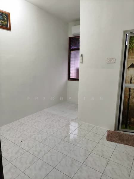 Rumah Teres 2 Tingkat untuk Disewa di Batu Maung (Penang) - Freddy Tan - Interior - PropertyGuru.com.my