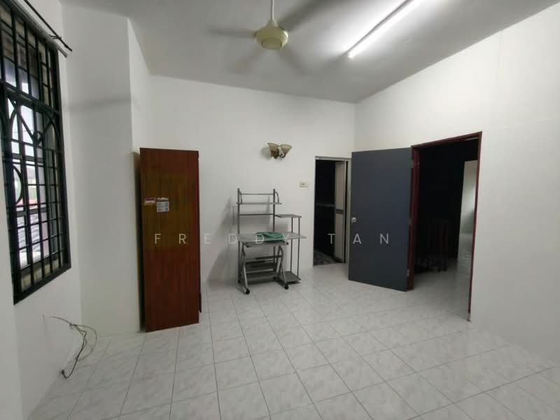 Rumah Teres 2 Tingkat untuk Disewa di Batu Maung (Penang) - Freddy Tan - Interior - PropertyGuru.com.my