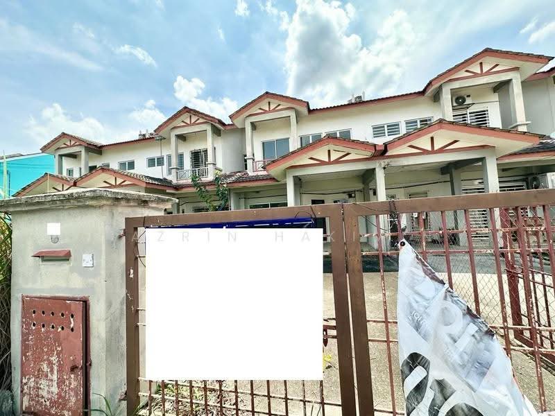 Rumah Teres 2-Tingkat untuk Dijual di Alam Perdana (Puncak Alam) - Nazrin Hakimin - Exterior - PropertyGuru.com.my