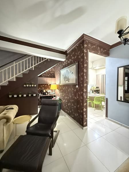 Rumah Teres 2 Tingkat untuk Dijual di Taman Setia Indah (Tebrau) - Win Lim - Living Room - PropertyGuru.com.my