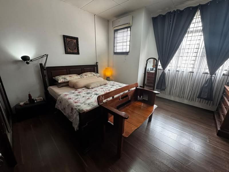 Rumah Teres 2 Tingkat untuk Dijual di Taman Setia Indah (Tebrau) - Win Lim - Bedroom - PropertyGuru.com.my