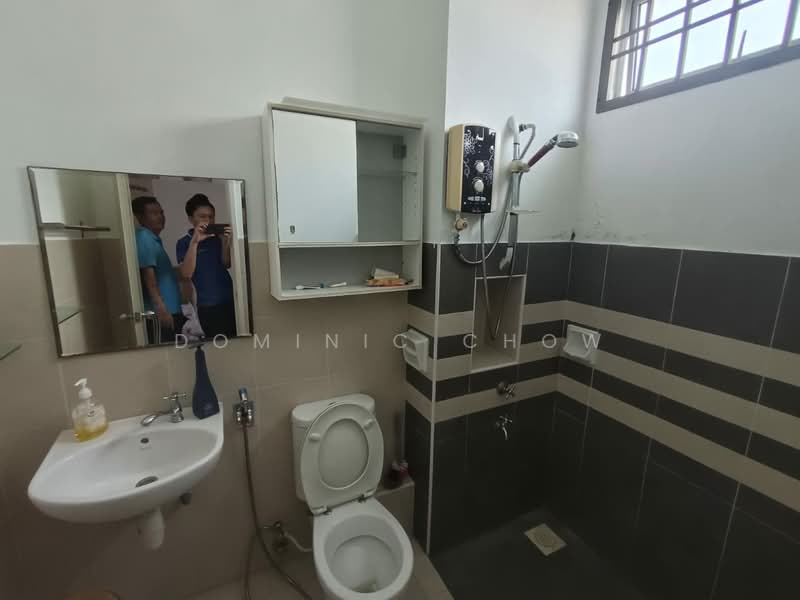 2-storey Terraced House for Rent in Bukit Indah (Iskandar Puteri (Nusajaya)) - Dominic Chow - Bathroom - PropertyGuru.com.my
