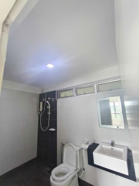 Apartment for Sale at Idaman Residence - Christine Poh - Bathroom - PropertyGuru.com.my