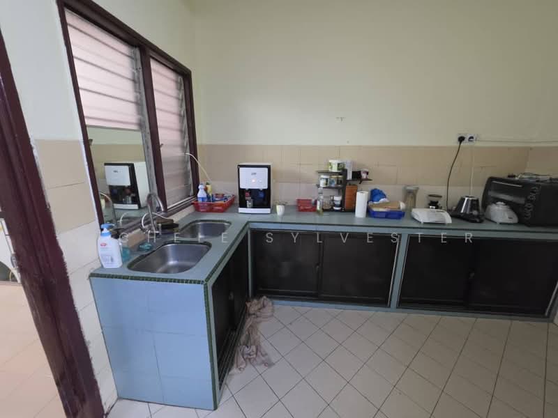 Rumah Teres 2 Tingkat untuk Dijual di Masai (Johor) - Michele Sylvester - Kitchen - PropertyGuru.com.my