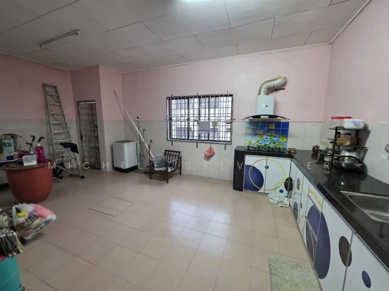 Rumah Teres 2 Tingkat untuk Dijual di Masai (Johor) - Michele Sylvester - Kitchen - PropertyGuru.com.my