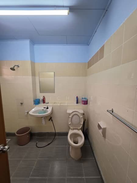Rumah Teres 2 Tingkat untuk Dijual di Masai (Johor) - Michele Sylvester - Bathroom - PropertyGuru.com.my