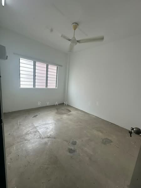 Apartment for Rent at Pangsapuri Arista - Ryan Tee - Interior - PropertyGuru.com.my