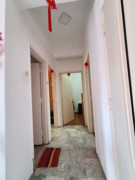 Kondominium untuk Dijual di Bukit Gembira Condominium - Ben Mok - Corridor - PropertyGuru.com.my