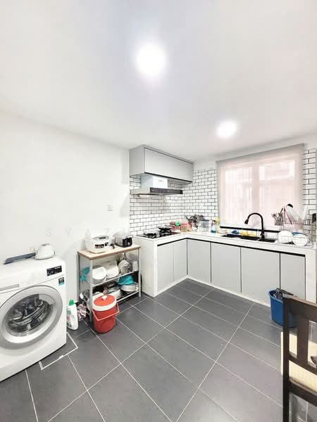 2-storey Terraced House for Sale in Dengkil (Selangor) - Syazue Wanie - Kitchen - PropertyGuru.com.my
