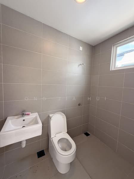 Rumah Teres 2 Tingkat untuk Dijual di Bandar Sri Sendayan (Negeri Sembilan) - Ong Jia Hui - PropertyGuru.com.my