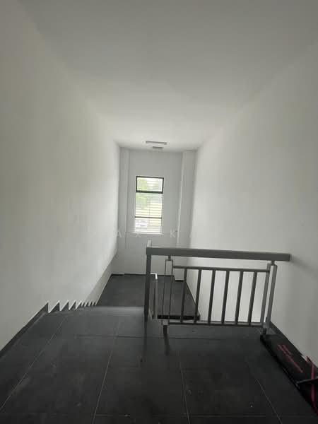 Kilang untuk Disewa di Eco Business Park 1 (Johor Bahru) - Max Kan - Corridor - PropertyGuru.com.my