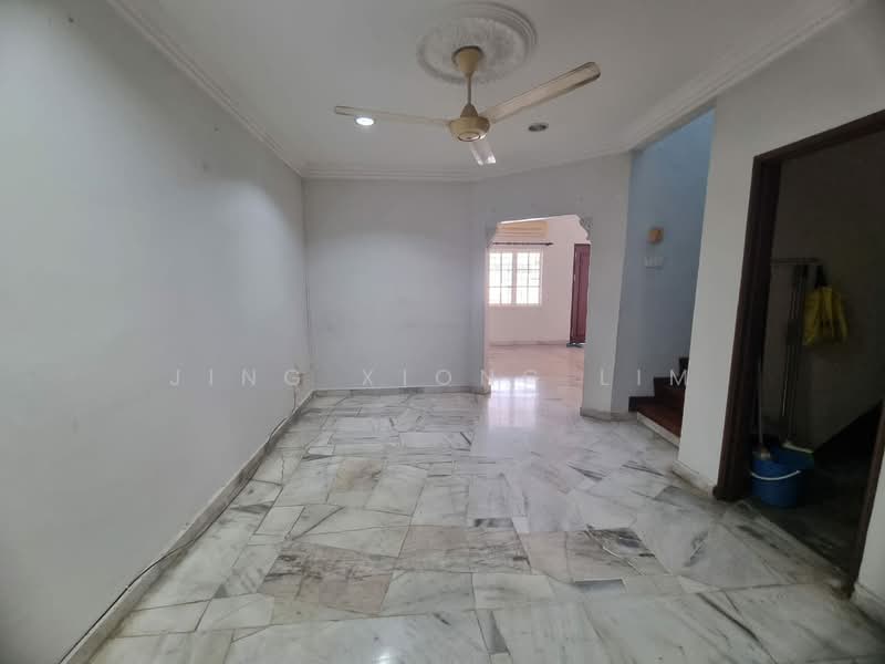 2-storey Terraced House for Sale in Pusat Bandar Puchong (Puchong) - Jing Xiong Lim - Living Room - PropertyGuru.com.my