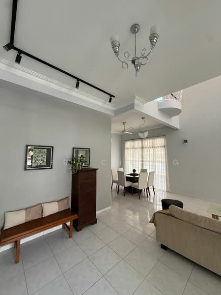 Rumah Teres 2 Tingkat untuk Disewa di Taman Perling (Perling) - Vera Cheong - Living Room - PropertyGuru.com.my