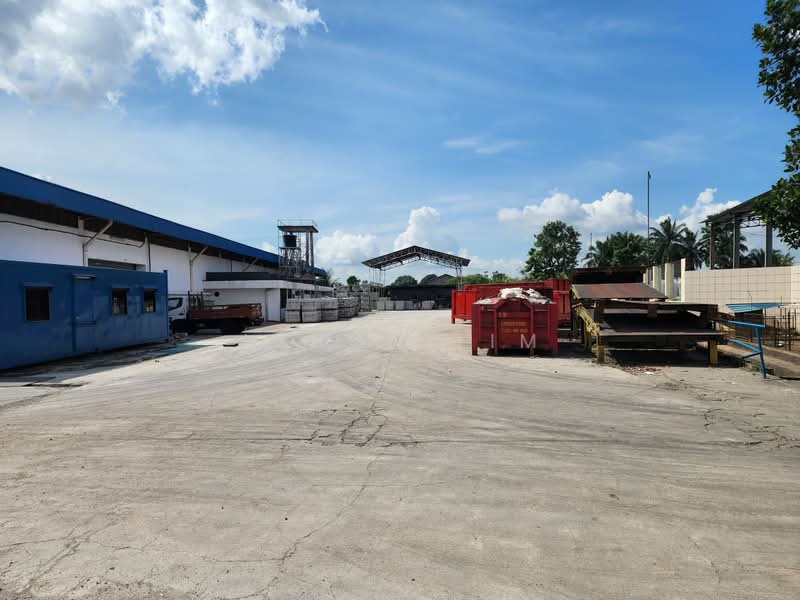 Detached Factory for Rent in Sungai Tiram (Ulu Tiram) - Jason Lim - Exterior - PropertyGuru.com.my