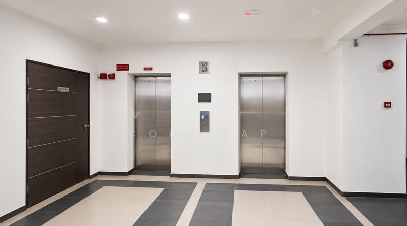 Kondominium untuk Dijual di Mulberi - Cody Yap - Corridor - PropertyGuru.com.my