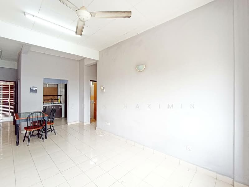 Apartment for Sale at Sri Kejora - Nazrin Hakimin - Dining Room - PropertyGuru.com.my