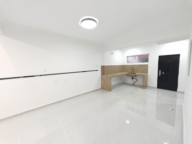 Rumah Teres 2 Tingkat untuk Dijual di Bandar Sungai Long (Selangor) - Mac Chong - Kitchen - PropertyGuru.com.my