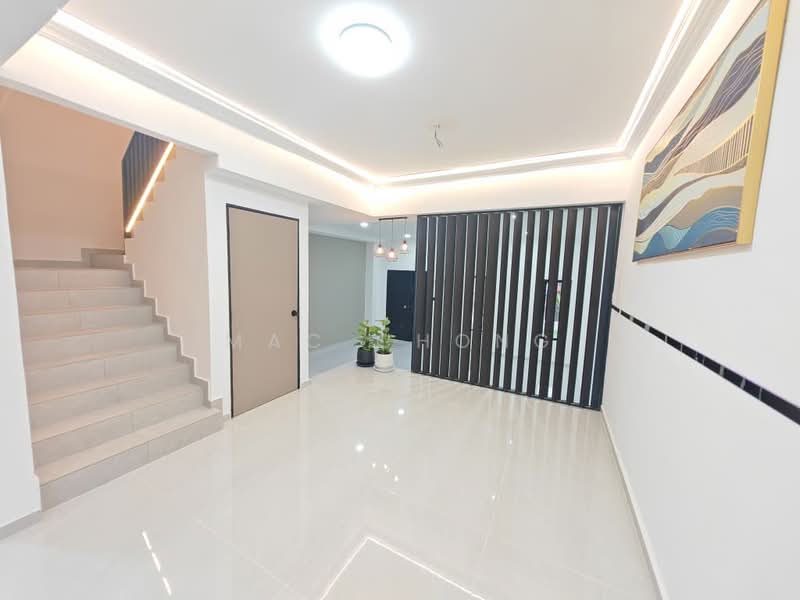 Rumah Teres 2 Tingkat untuk Dijual di Bandar Sungai Long (Selangor) - Mac Chong - Entrance - PropertyGuru.com.my